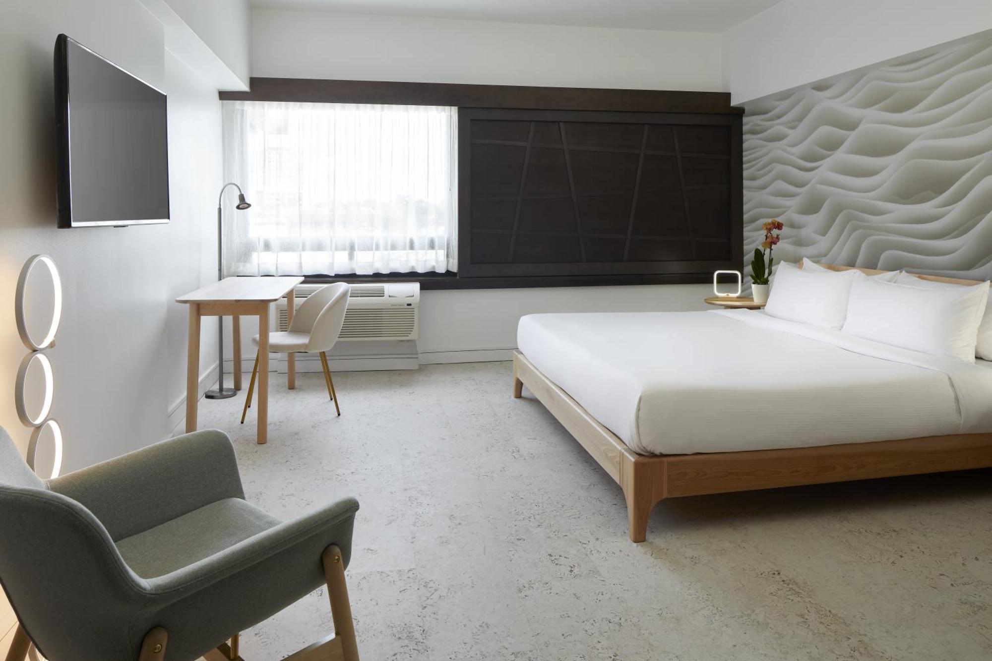 Signature King Room,1554145801:JPEG